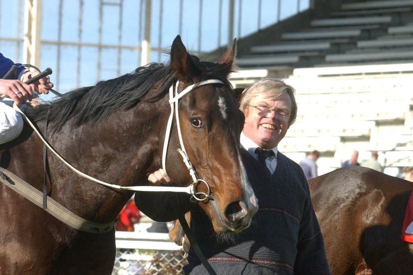 Hinsley signs off four decades at Phar Lap Raceway