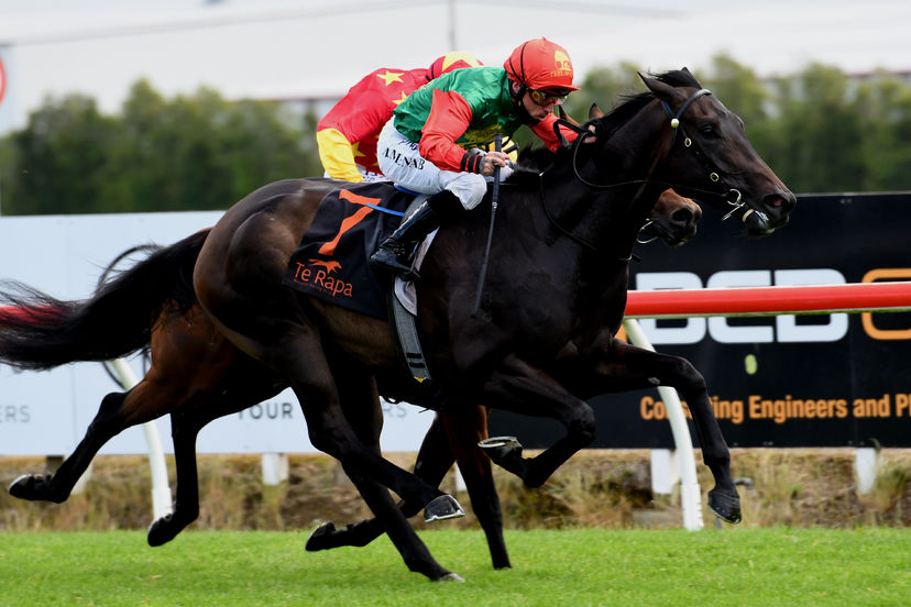 Trelawney treble and a bonus win make for a huge weekend